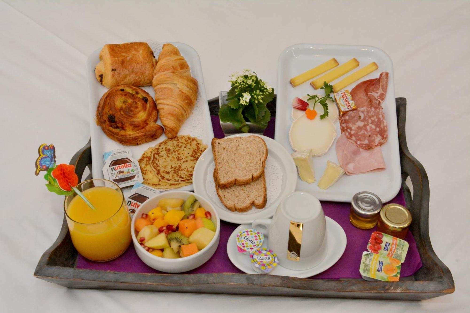Logis Hotel Les Nympheas Chaufour-lès-Bonnières Dış mekan fotoğraf