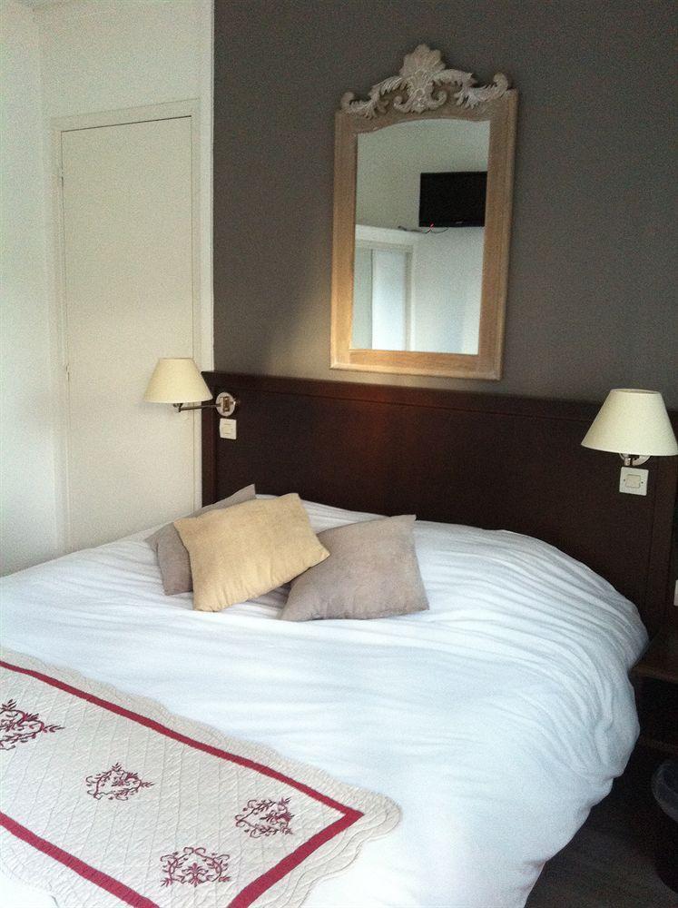 Logis Hotel Les Nympheas Chaufour-lès-Bonnières Dış mekan fotoğraf